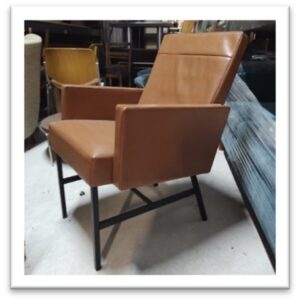 25POLF - POLTRONCINE BASE FERRO FISSE PELLE AVANA