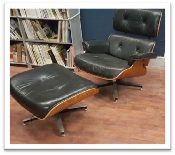 03POLF - POLTRONA   MOD EAMS STR RADICA PELLE NERA + PUFF