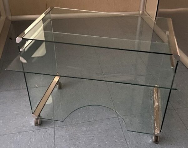 39TAVF - TAVOLO CONSOLLO CRISTALLO PORTA COMPUTER SU RUOTE