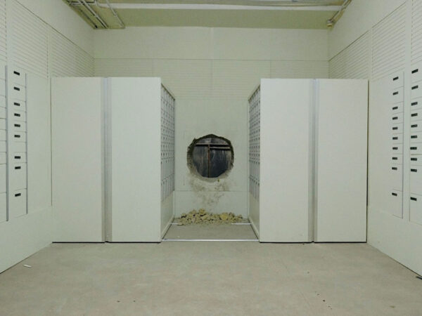 CAVEAU BANCA - immagine 5