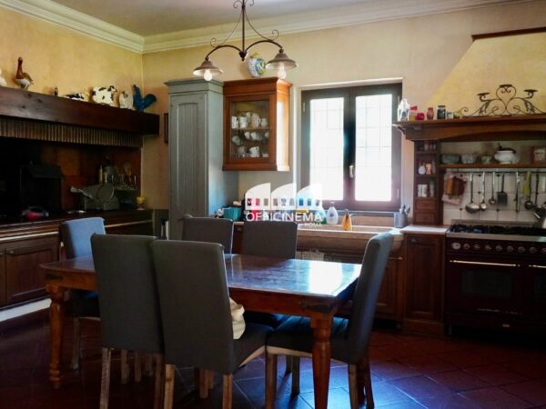 V2010 – VILLA IN CAMPAGNA - Cassia - immagine 12