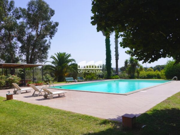 V2010 – VILLA IN CAMPAGNA - Cassia