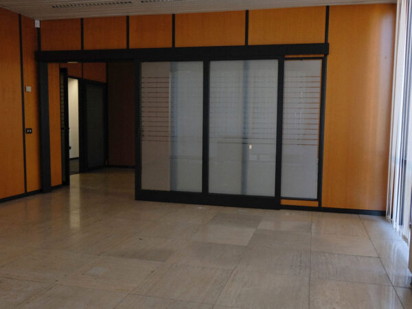 EDIFICIO DIREZIONALE - immagine 21