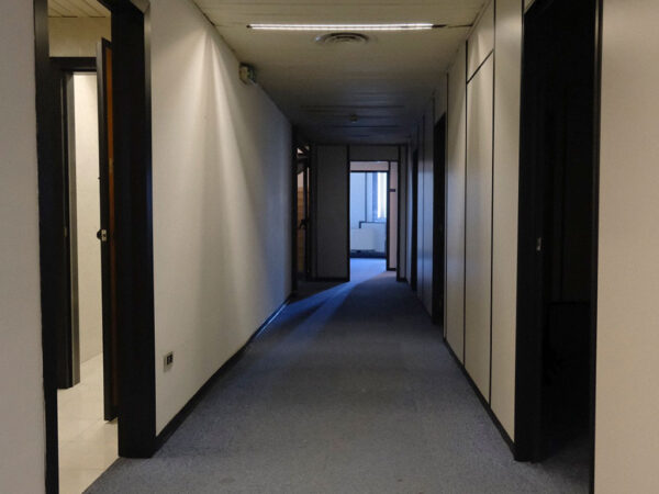 EDIFICIO DIREZIONALE - immagine 35