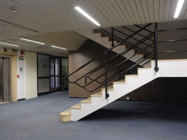 EDIFICIO DIREZIONALE - immagine 8
