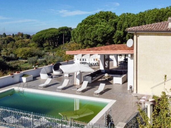 V4010 - Villa con portico - Zagarolo - immagine 2