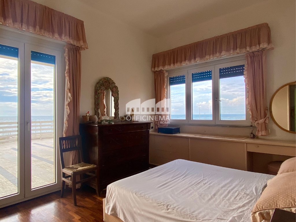 A5010 - APPARTAMENTO RAZIONALISTA - OSTIA LIDO - immagine 11