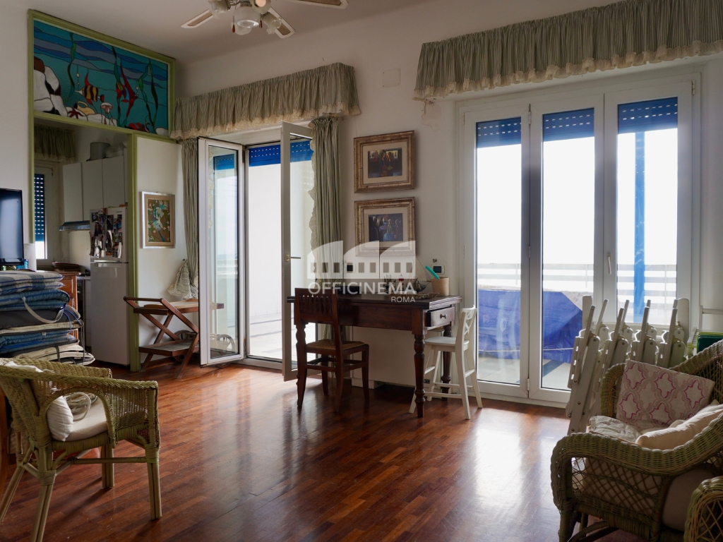 A5010 - APPARTAMENTO RAZIONALISTA - OSTIA LIDO - immagine 7