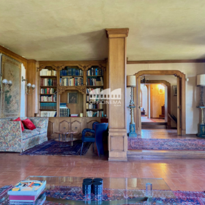 TC2110 - TENUTA CON CHIESA - TIBURTINA