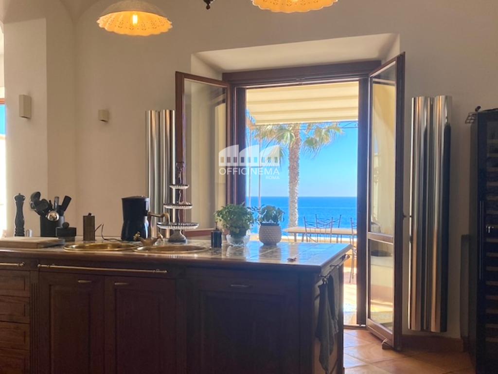 V4110 - VILLA SUL MARE - AURELIA - immagine 7